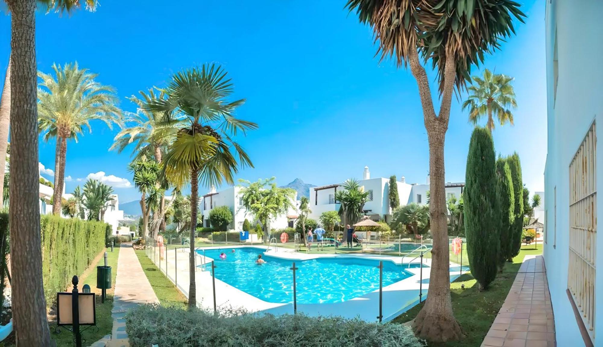 Gorgeous 2Br Apt. W/ Mountain View Puerto Banus Marbella Exteriér fotografie