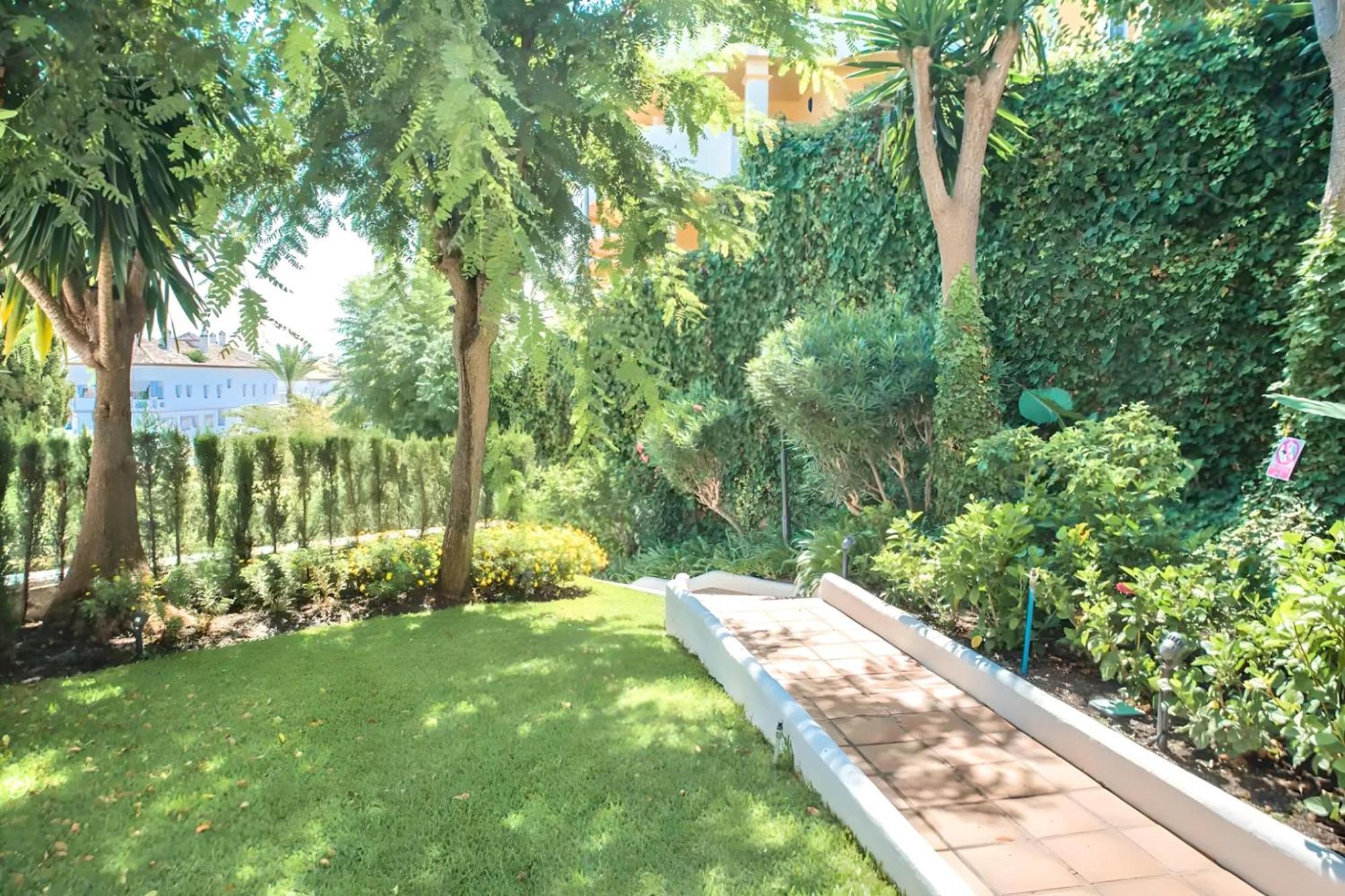 Gorgeous 2Br Apt. W/ Mountain View Puerto Banus Marbella Exteriér fotografie