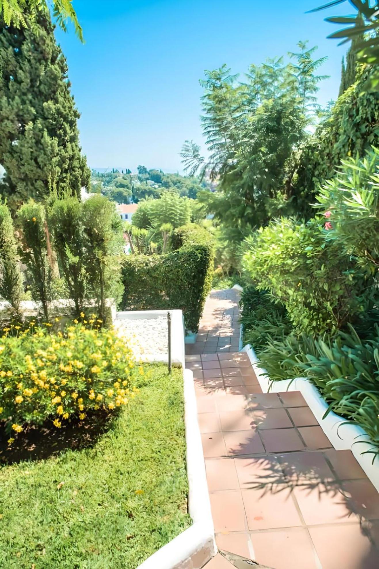 Gorgeous 2Br Apt. W/ Mountain View Puerto Banus Marbella Exteriér fotografie