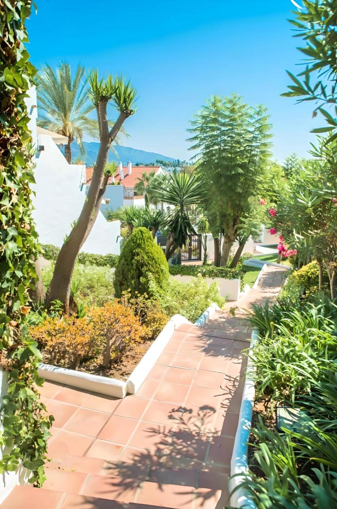 Gorgeous 2Br Apt. W/ Mountain View Puerto Banus Marbella Exteriér fotografie